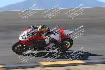 media/Nov-06-2023-Moto Forza (Mon) [[ce023d0744]]/2-Advanced Group/Session 2 (Bowl Speed Pans)/